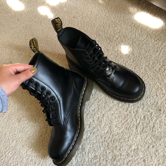 [DR MARTENS 1460] leather boots - Picture 3 of 10